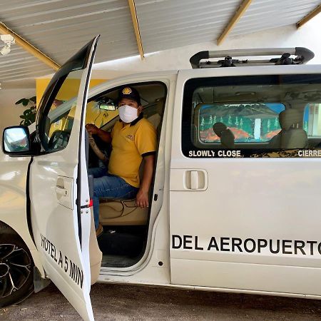 فندق Alpachaca Quito Airport تابابيلا المظهر الخارجي الصورة